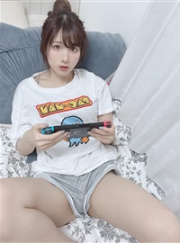 cos 隙だらけの姉ちゃん ゲーム中は隙だら